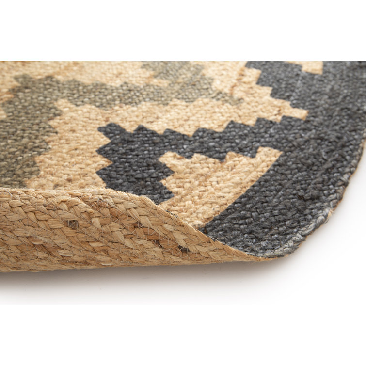 World Menagerie Weatherspoon Hand Braided Beige Round Rug Wayfair.co.uk